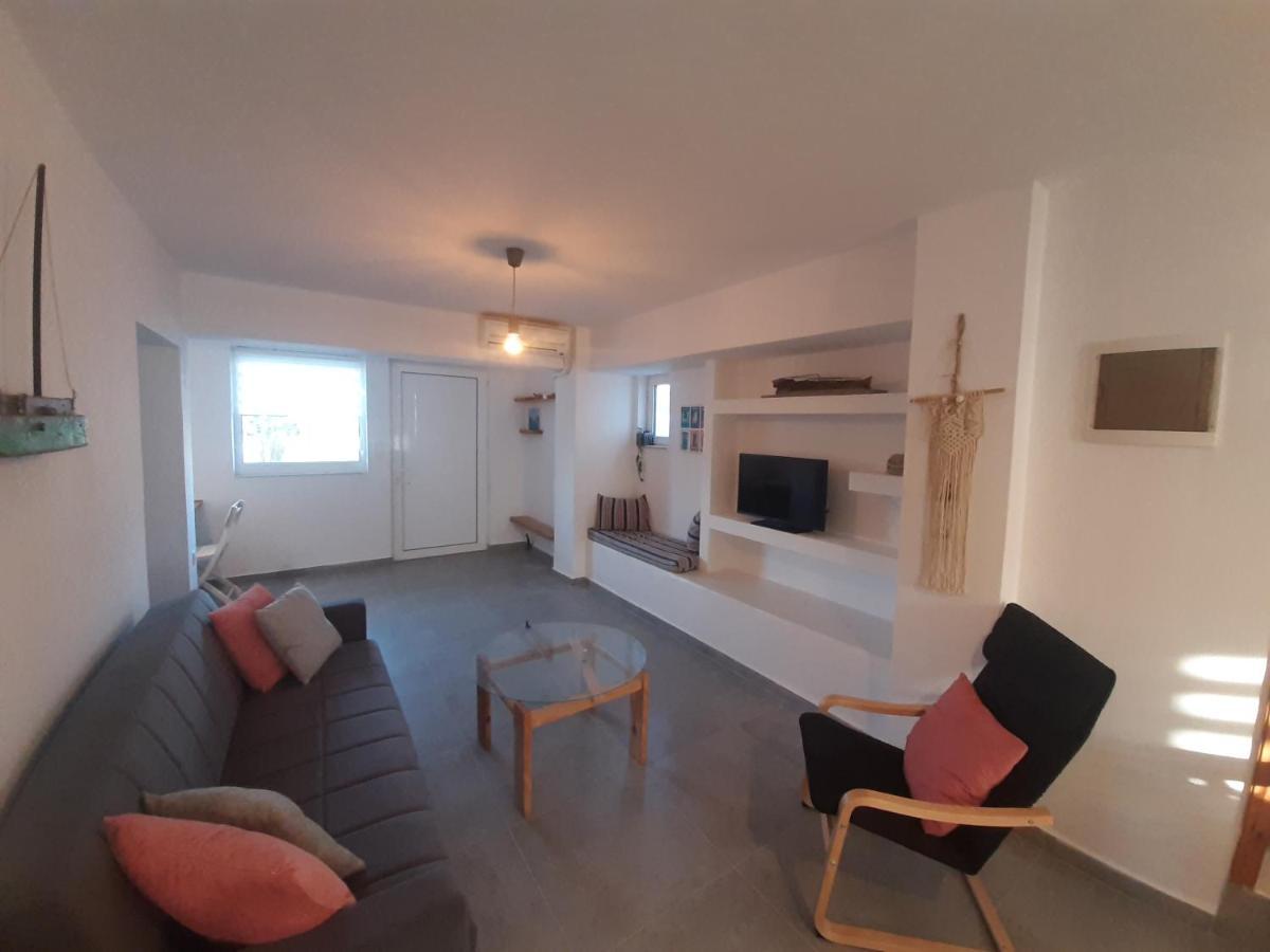 Art House Apartment Kos Town Luaran gambar