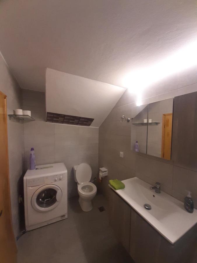 Art House Apartment Kos Town Luaran gambar