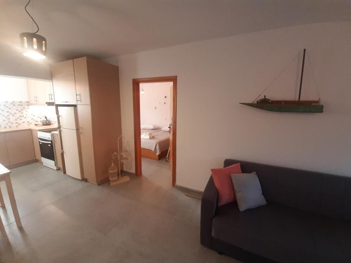 Art House Apartment Kos Town Luaran gambar