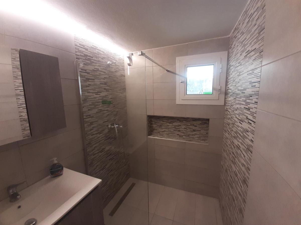 Art House Apartment Kos Town Luaran gambar