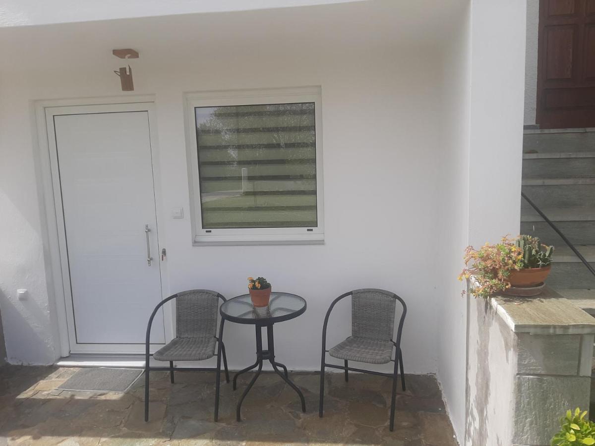 Art House Apartment Kos Town Luaran gambar